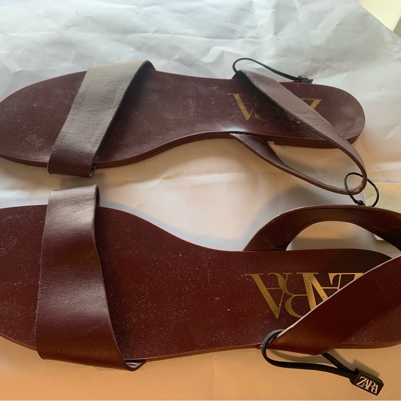 Zara Burgundy Sandals - Picture 3 of 11